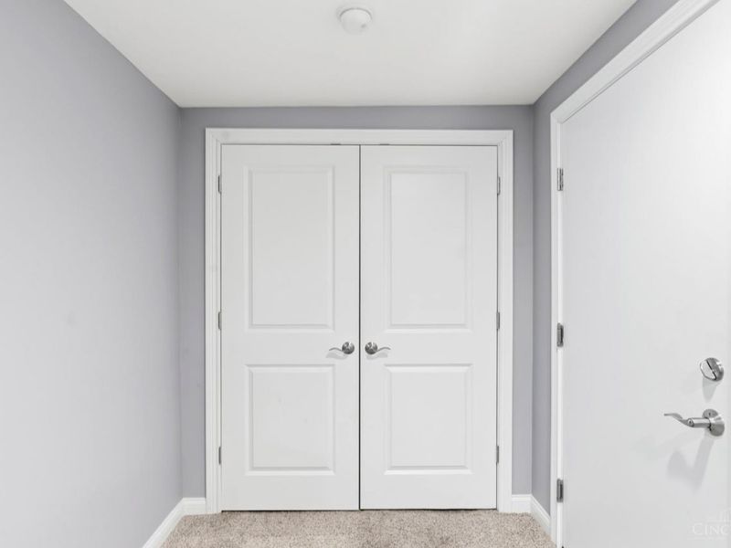 951 Volterra Lane, Cincinnati, OH 45206 Photo 7
