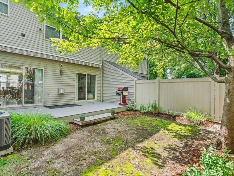 951 Volterra Lane, Cincinnati, OH 45206 Photo 71