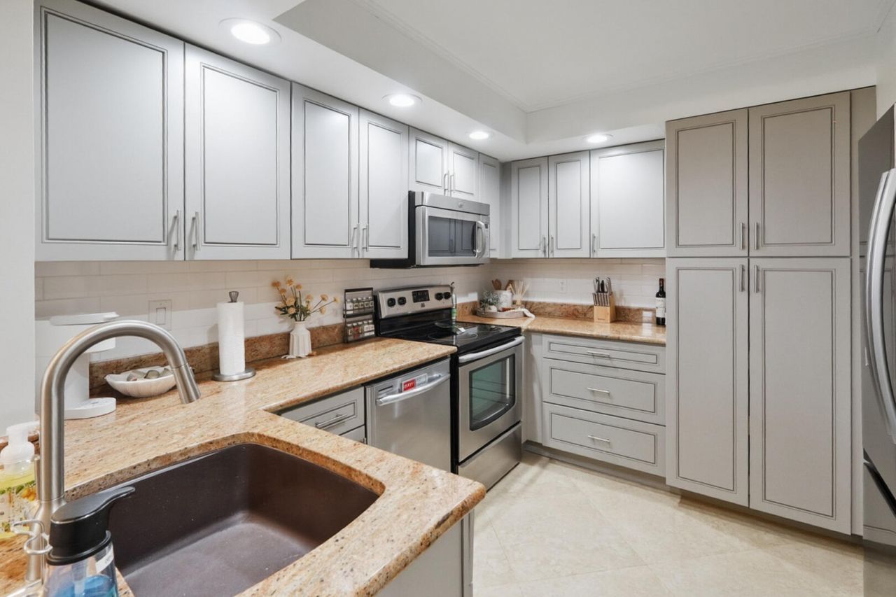 2800 N Ocean, Unit A-4A, Singer Island, FL 33404 Photo