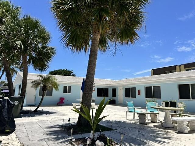 101 Linda Lane, Unit 22, Palm Beach Shores, FL 33404 Photo