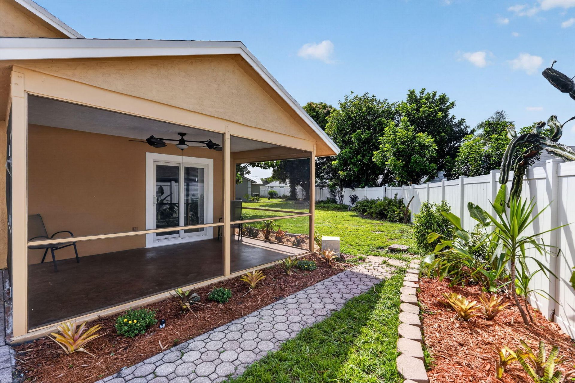 166 Raintree, Jupiter, FL 33458 Photo