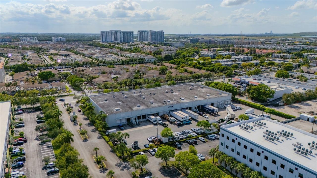 7855 NW 46th St , Unit 3, Doral, FL 33166 Photo