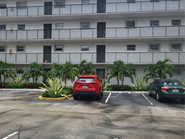 14140 SW 84th St , Unit 110-H, Miami, FL 33183