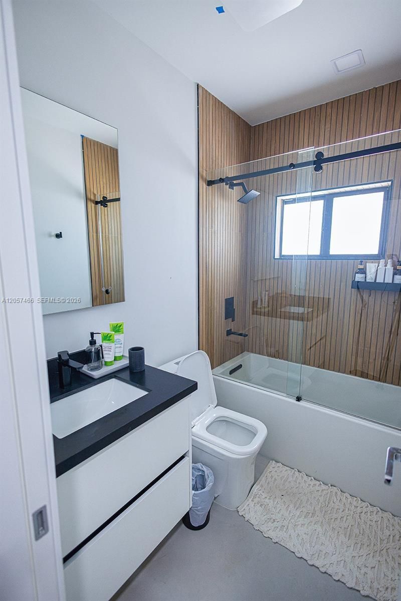 10506 SW 89 Place , Miami, FL 33176 Photo