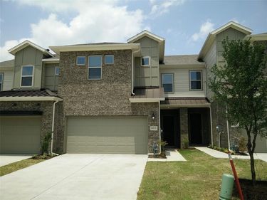 8313 Oxalis Lane, Dallas, TX 75252