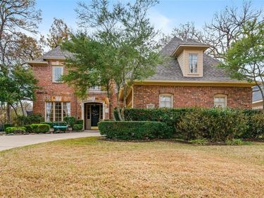 5932 Riverbend Place, Fort Worth, TX 76112