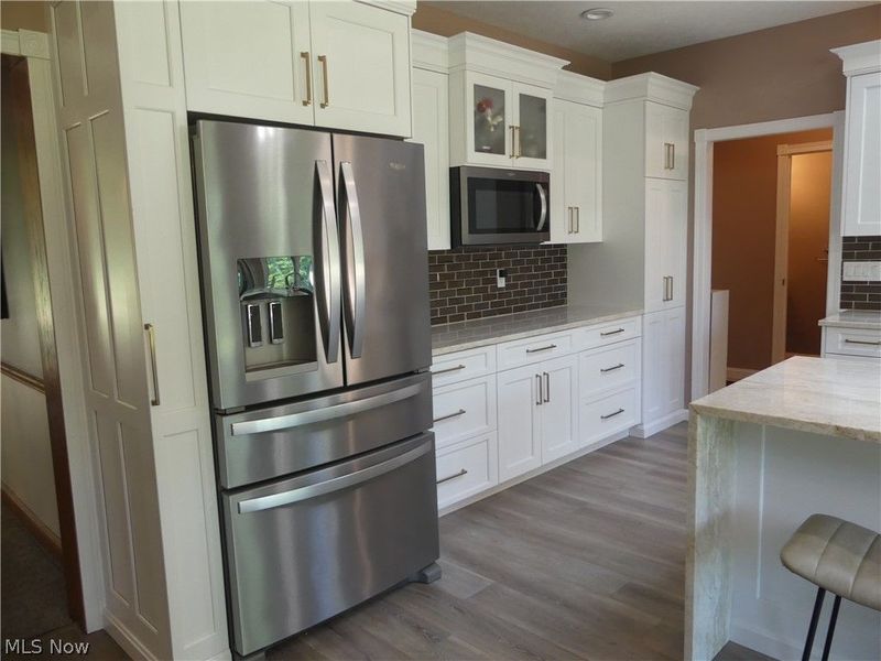 7395 Hunting Lake Drive , Concord Township, OH 44077 Photo 10
