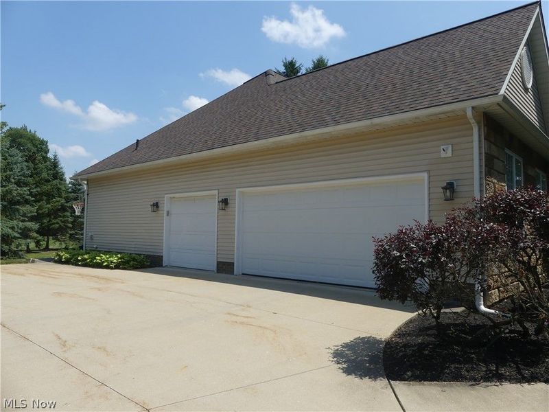 7395 Hunting Lake Drive , Concord Township, OH 44077 Photo 17