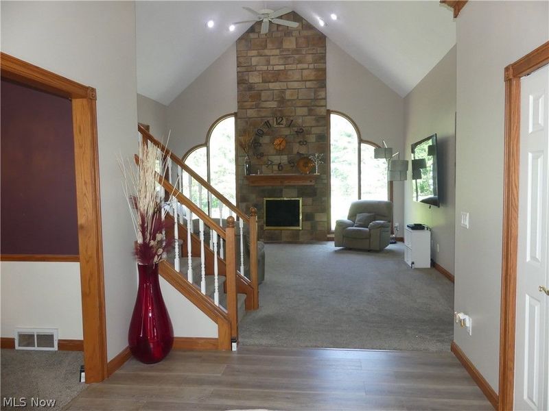7395 Hunting Lake Drive , Concord Township, OH 44077 Photo 3