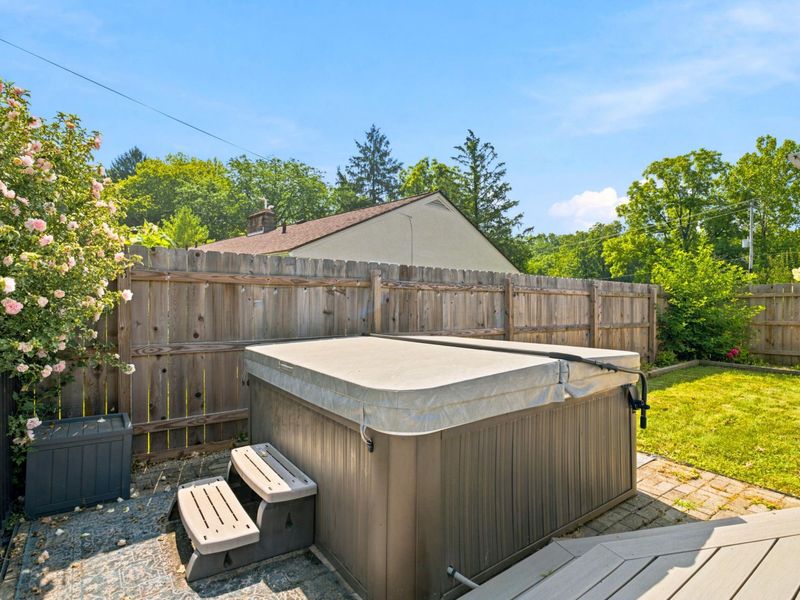 278 E Cooke Road, Columbus, OH 43214 Photo 44