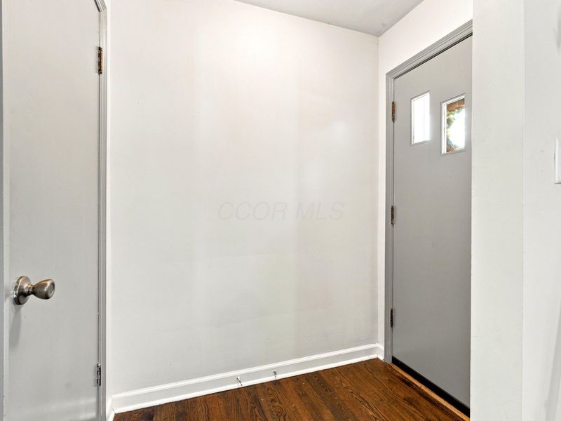 278 E Cooke Road, Columbus, OH 43214 Photo 7