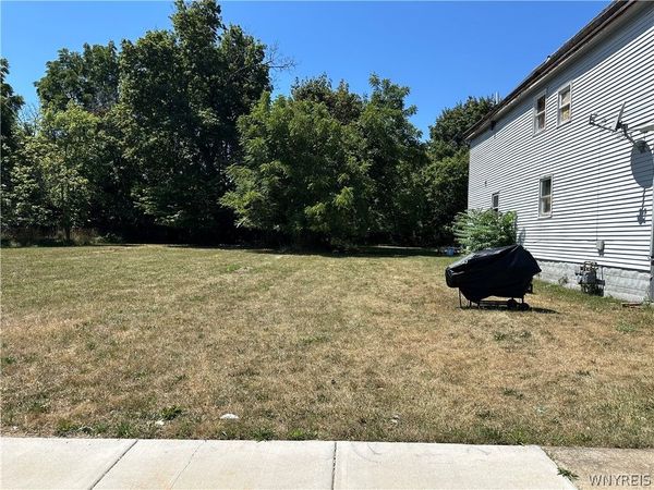34 Sanford Street, Buffalo, NY 14214