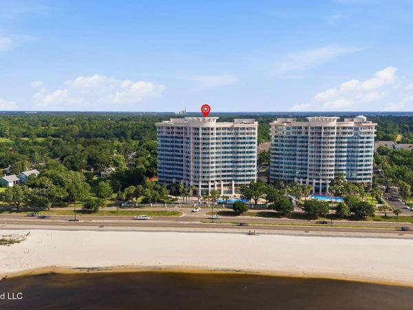 2228 Beach Drive, Gulfport, MS 39507
