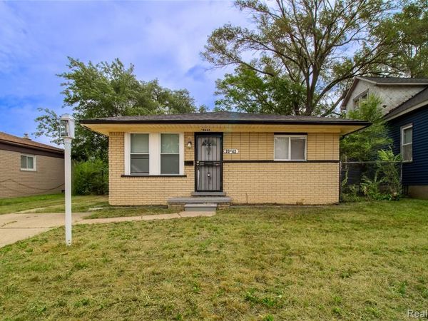 20442 Greenlawn Street, Detroit, MI 48221