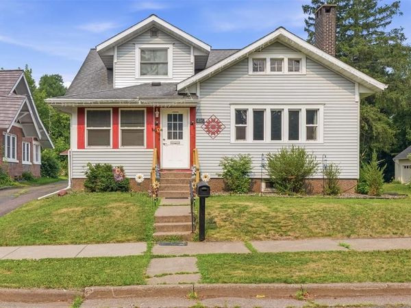 416 W 4th Street, Ladysmith, WI 54848