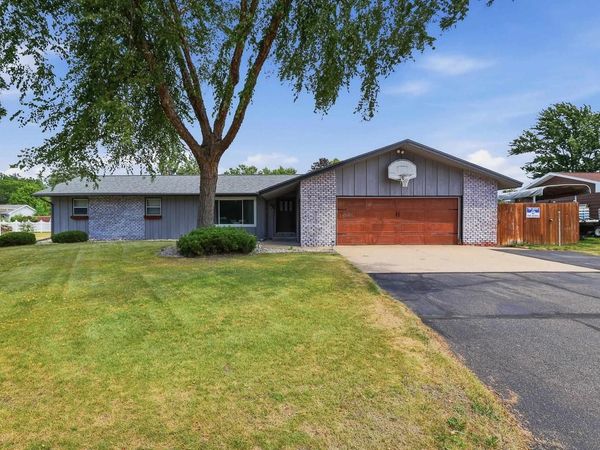 3811 CLIFF STREET, Wisconsin Rapids, WI 54494