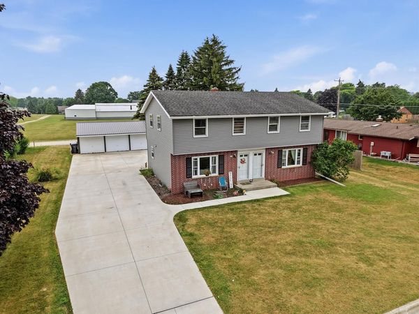 811 Dreifuerst ROAD, Unit 815, Plymouth, WI 53073