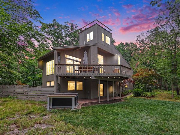 17950 Holcomb Road, Grand Haven, MI 49417