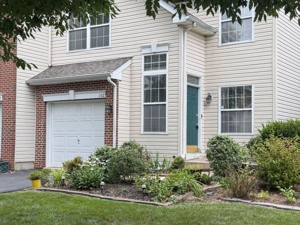 102 HUNT CLUB, COLLEGEVILLE, PA 19426
