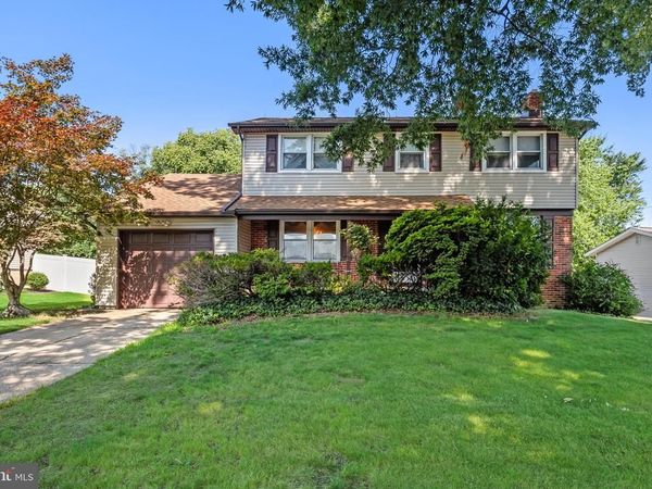 114 RAMBLEWOOD PARKWAY, MOUNT LAUREL, NJ 08054