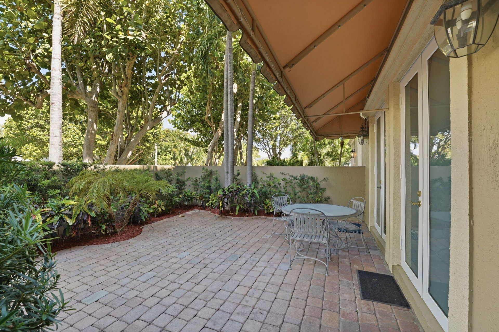 921 Osceola Drive, Unit 2, Boca Raton, FL 33432 Photo