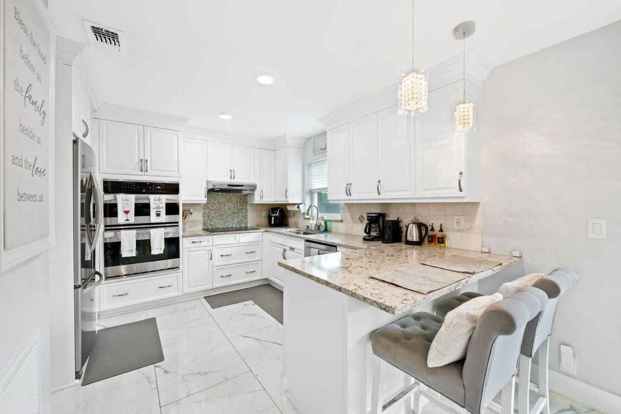 3298 N Dixie Highway, Boca Raton, FL 33431 Photo