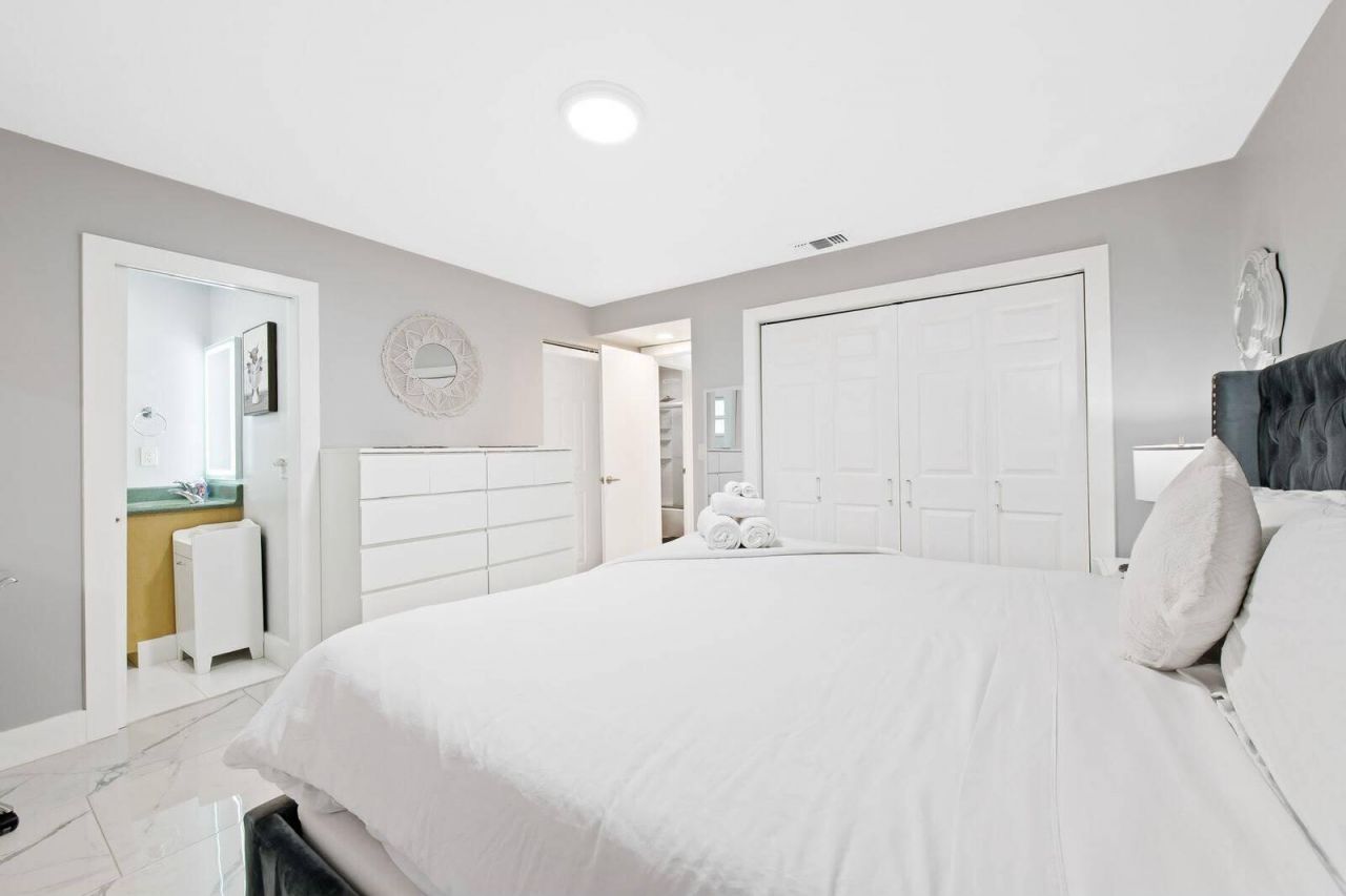 3298 N Dixie Highway, Boca Raton, FL 33431 Photo