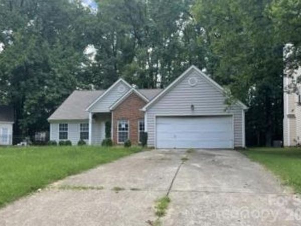 6213 Nevin Road , Charlotte, NC 28262