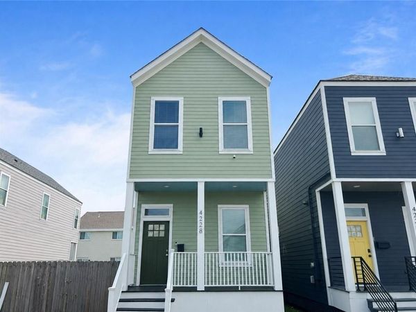 4228 ERATO Street , New Orleans, LA 70125
