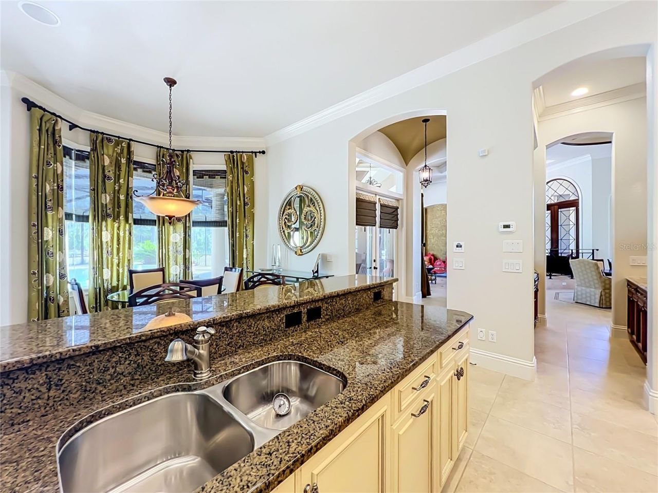 16028 Pendio Drive, Montverde, FL 34756 Photo