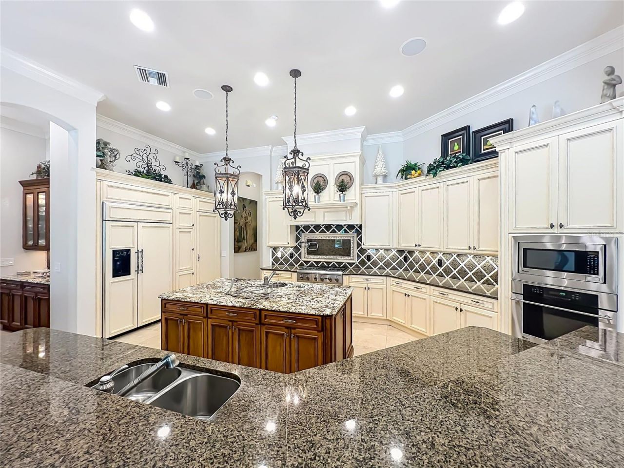 16028 Pendio Drive, Montverde, FL 34756 Photo