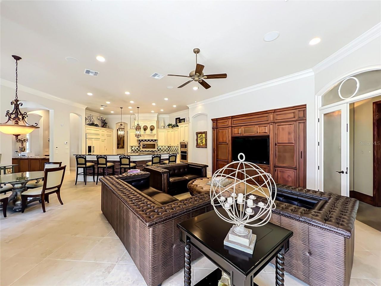 16028 Pendio Drive, Montverde, FL 34756 Photo