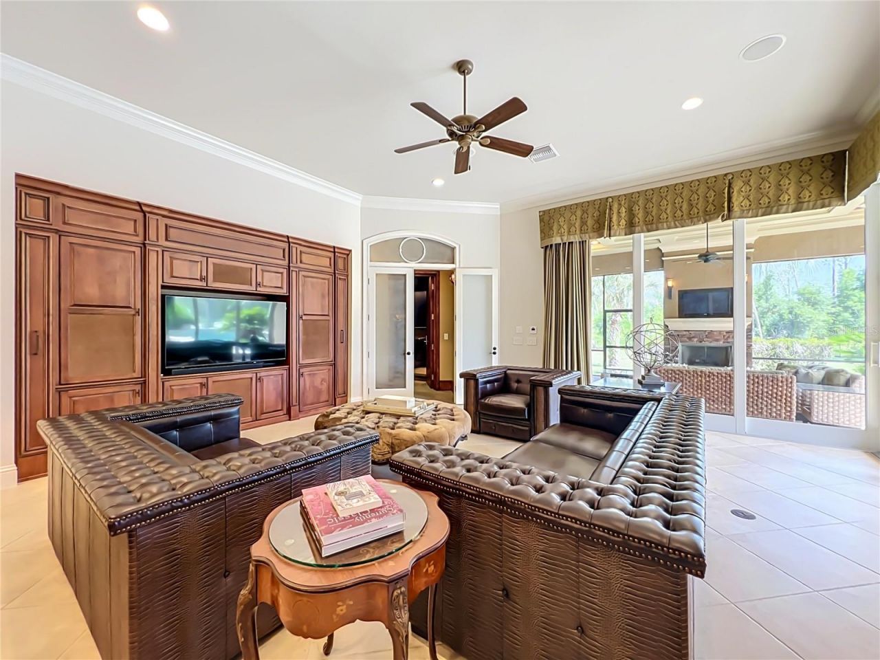 16028 Pendio Drive, Montverde, FL 34756 Photo
