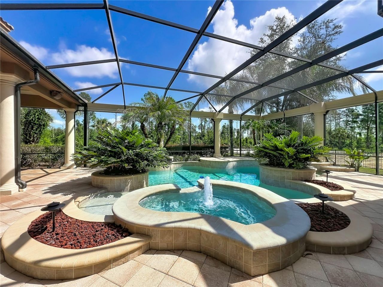 16028 Pendio Drive, Montverde, FL 34756 Photo