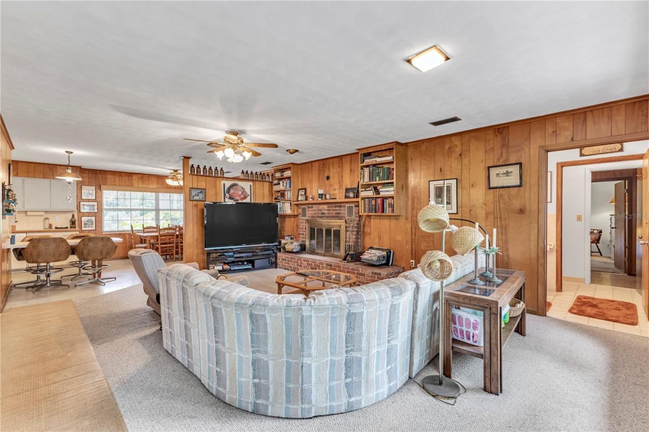 1940 Alice Drive, Astor, FL 32102 Photo