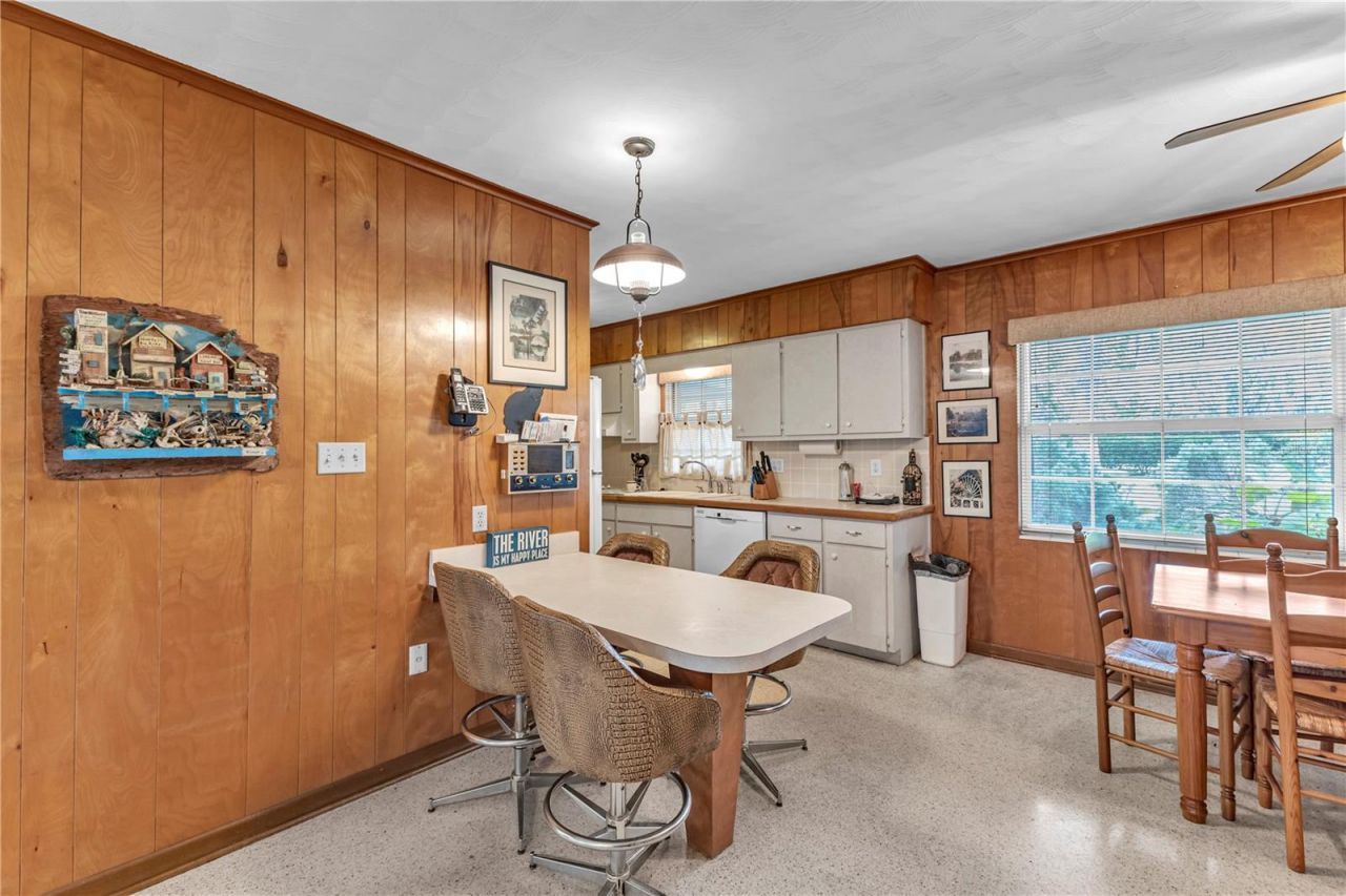 1940 Alice Drive, Astor, FL 32102 Photo