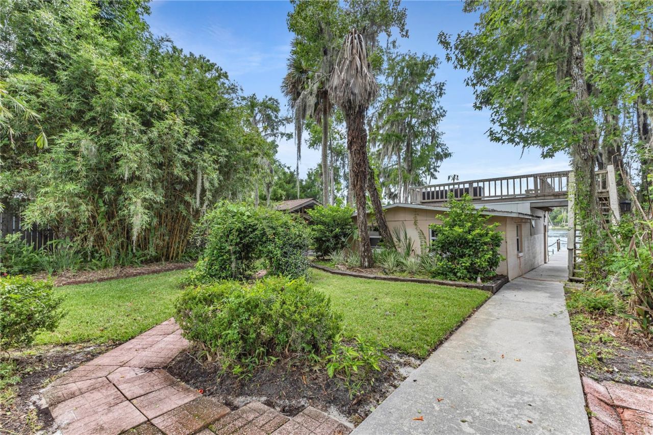 1940 Alice Drive, Astor, FL 32102 Photo