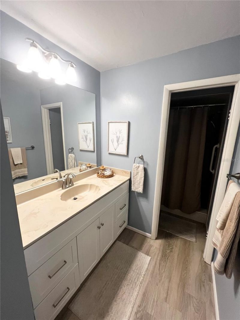 6214 Draw Lane, Unit 4, Sarasota, FL 34235 Photo