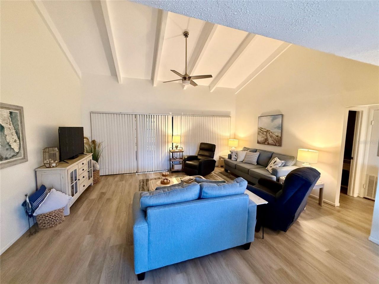 6214 Draw Lane, Unit 4, Sarasota, FL 34235 Photo