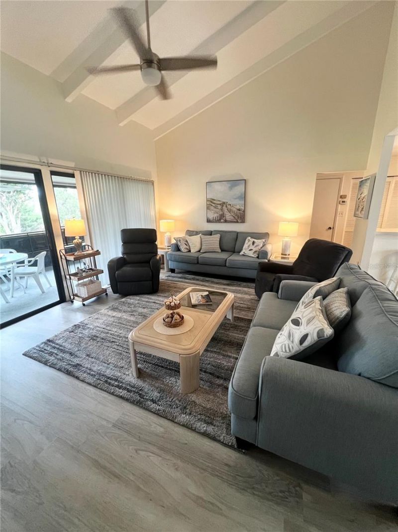 6214 Draw Lane, Unit 4, Sarasota, FL 34235 Photo