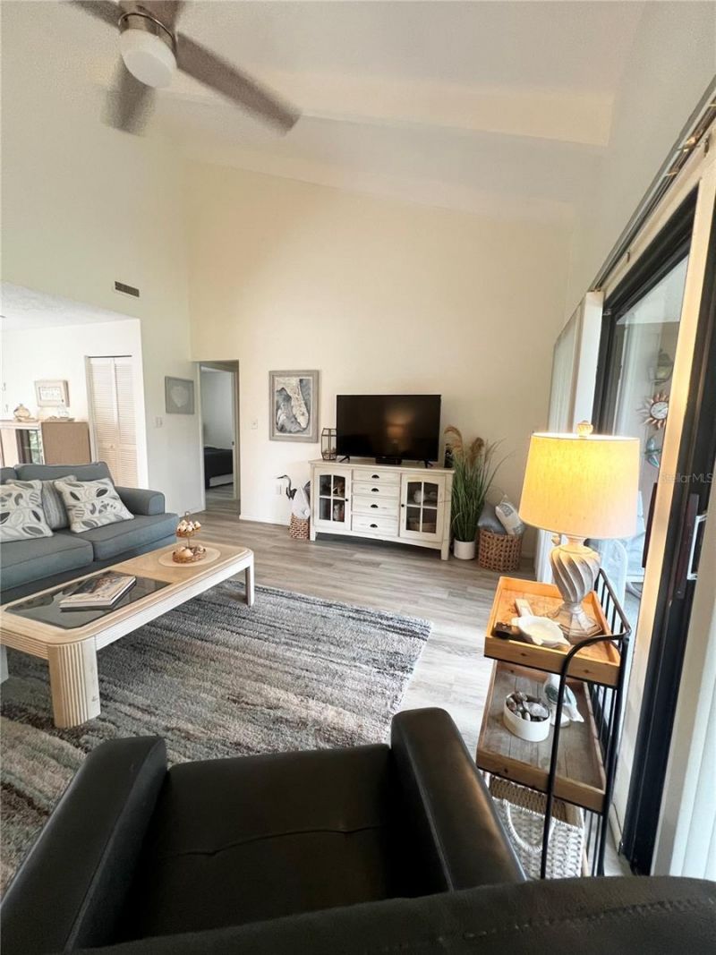 6214 Draw Lane, Unit 4, Sarasota, FL 34235 Photo