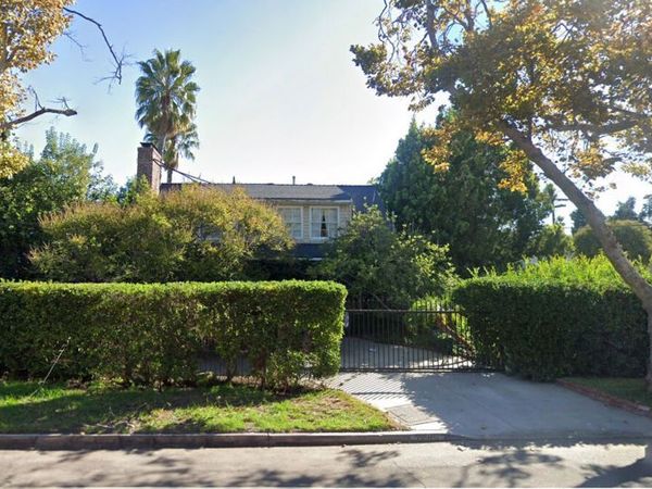 5904 Mammoth Avenue , Los Angeles, CA 91401