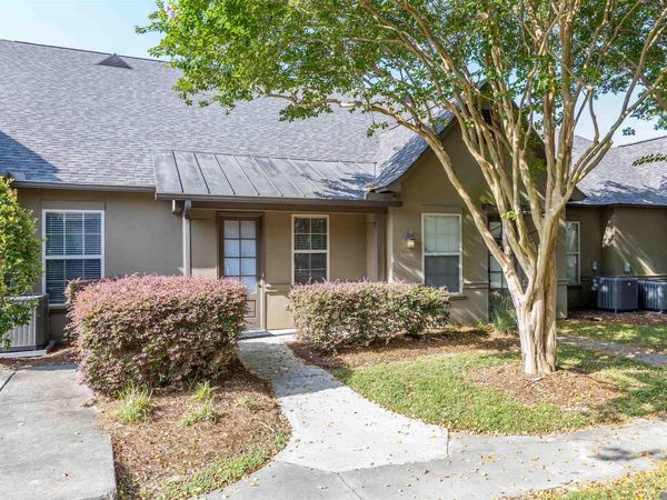 5908 Stumberg Ln, Unit #8, Baton Rouge, LA 70816
