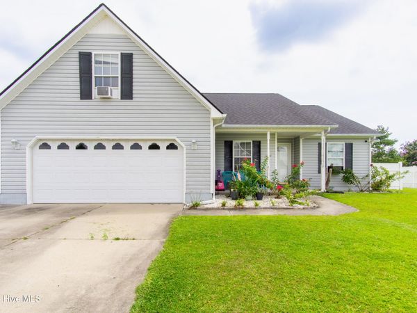 1010 Locust Court, Havelock, NC 28532