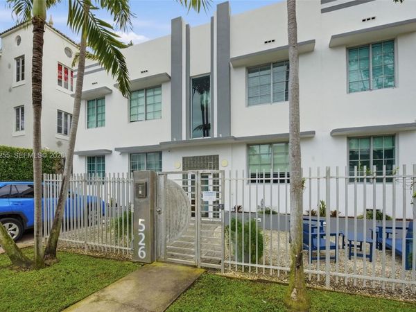 526 15th St , Unit 17, Miami Beach, FL 33139