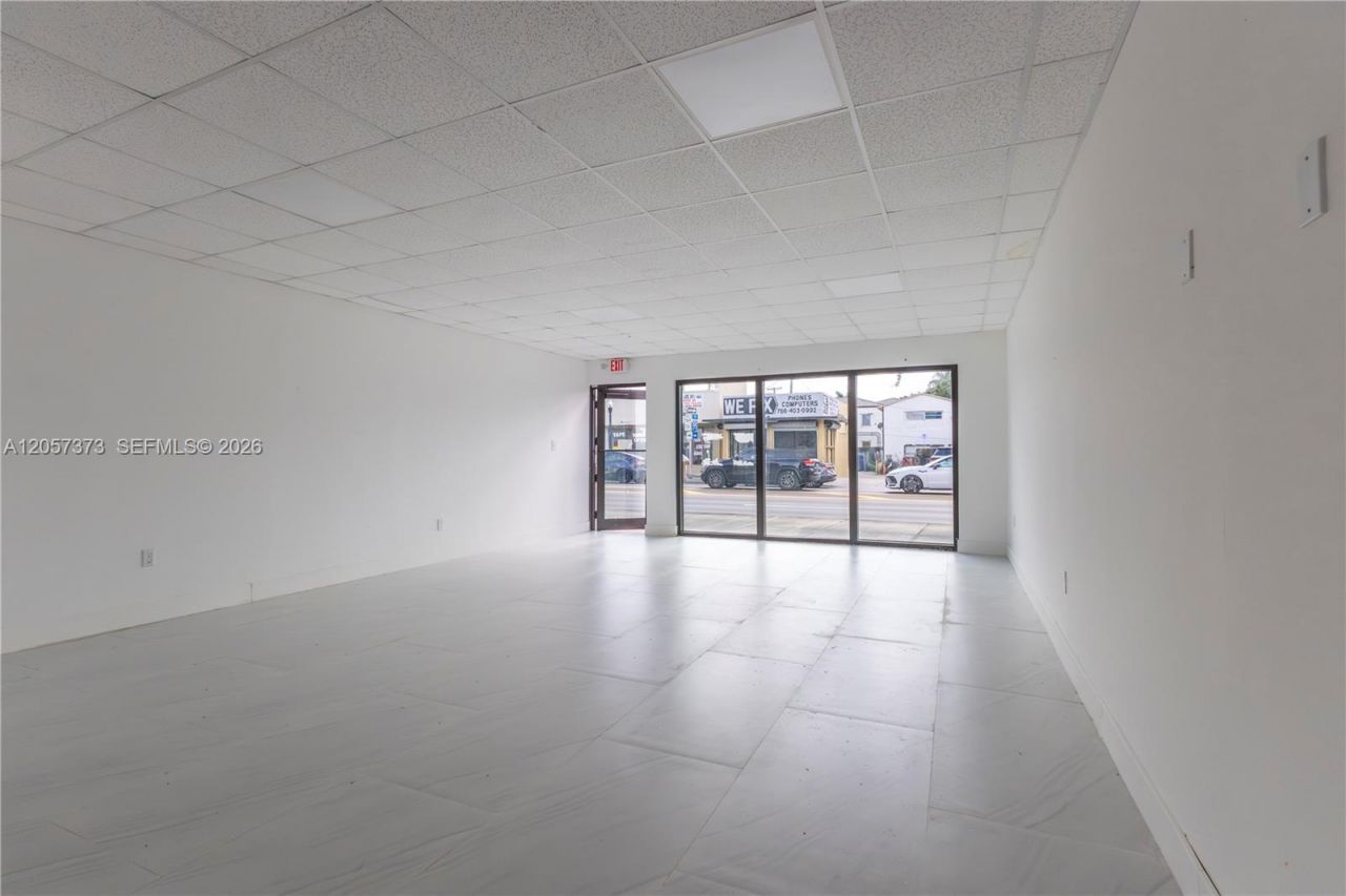 8211 Biscayne Blvd , Miami, FL 33138 Photo