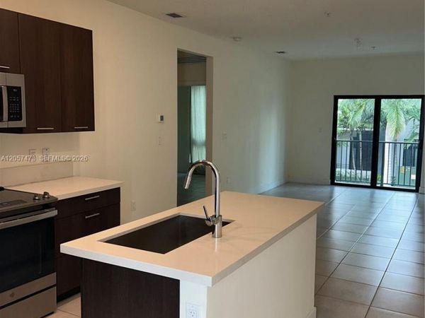 Unit A-204, Doral, FL 33166