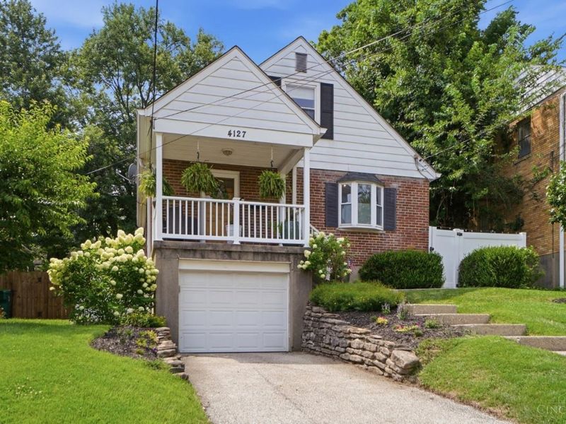 4127 Paxton Woods Drive, Cincinnati, OH 45209 Photo 3