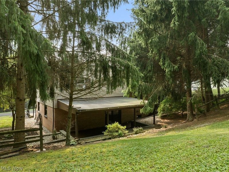 593 Salva Avenue, Shadyside, OH 43947 Photo 24