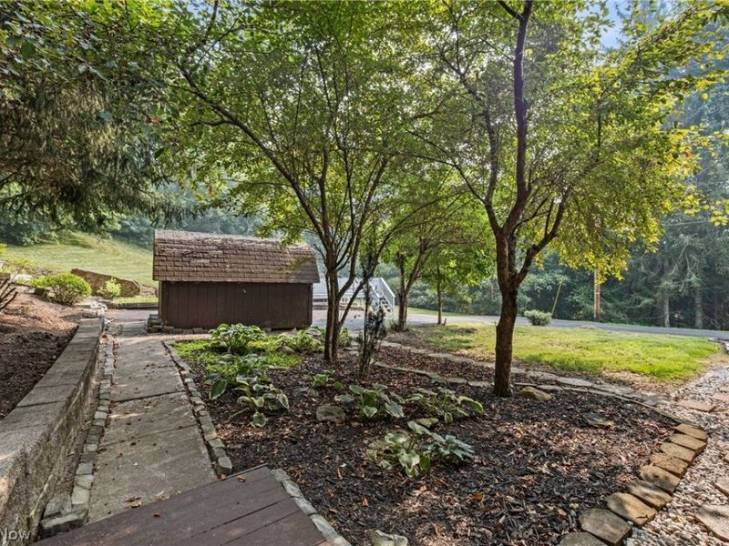 593 Salva Avenue, Shadyside, OH 43947 Photo 26